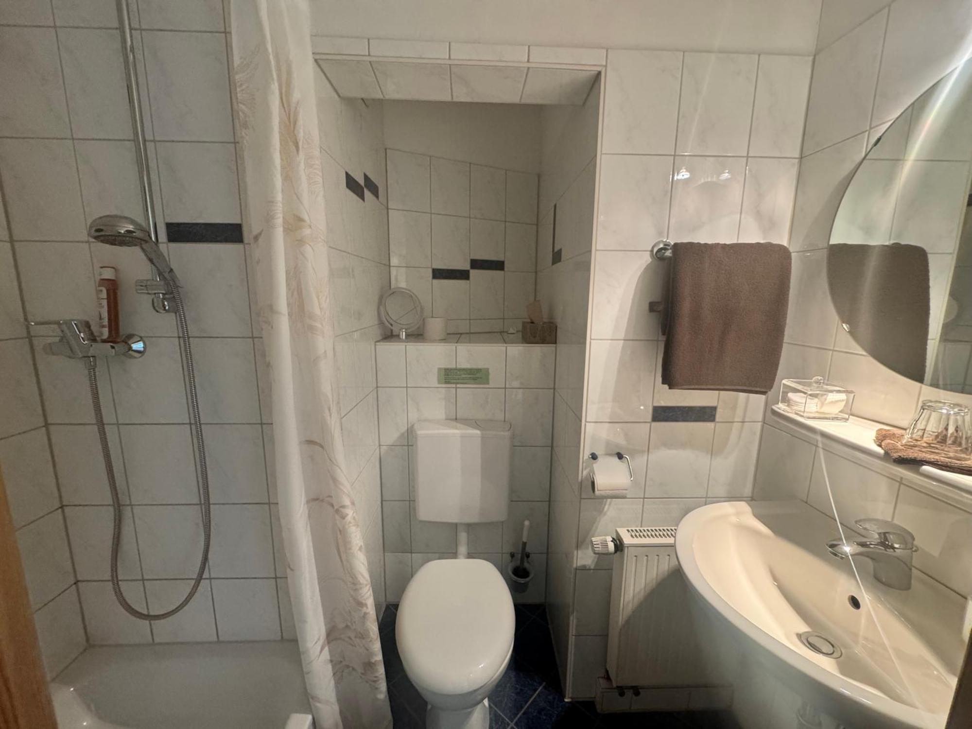 Hotel Gruenwald Ansbach Extérieur photo